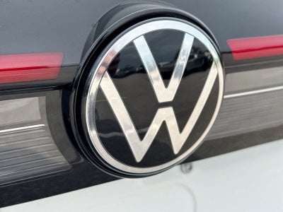 2026 Volkswagen Taos 1.5T SE Black