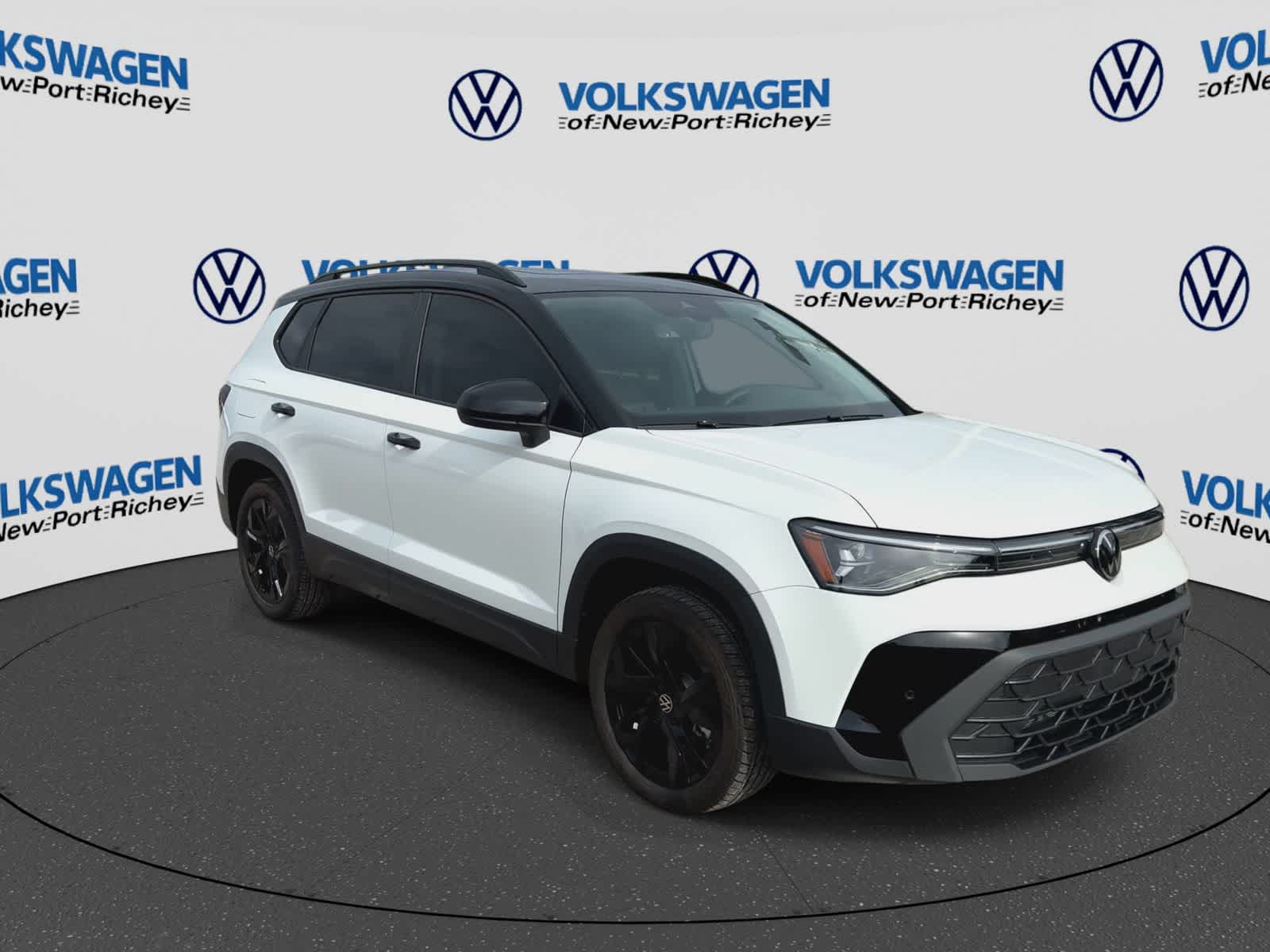 2026 Volkswagen Taos 1.5T SE Black