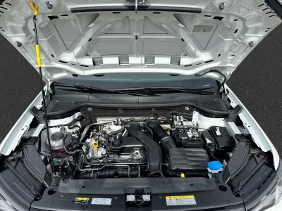 2026 Volkswagen Taos 1.5T SE Black