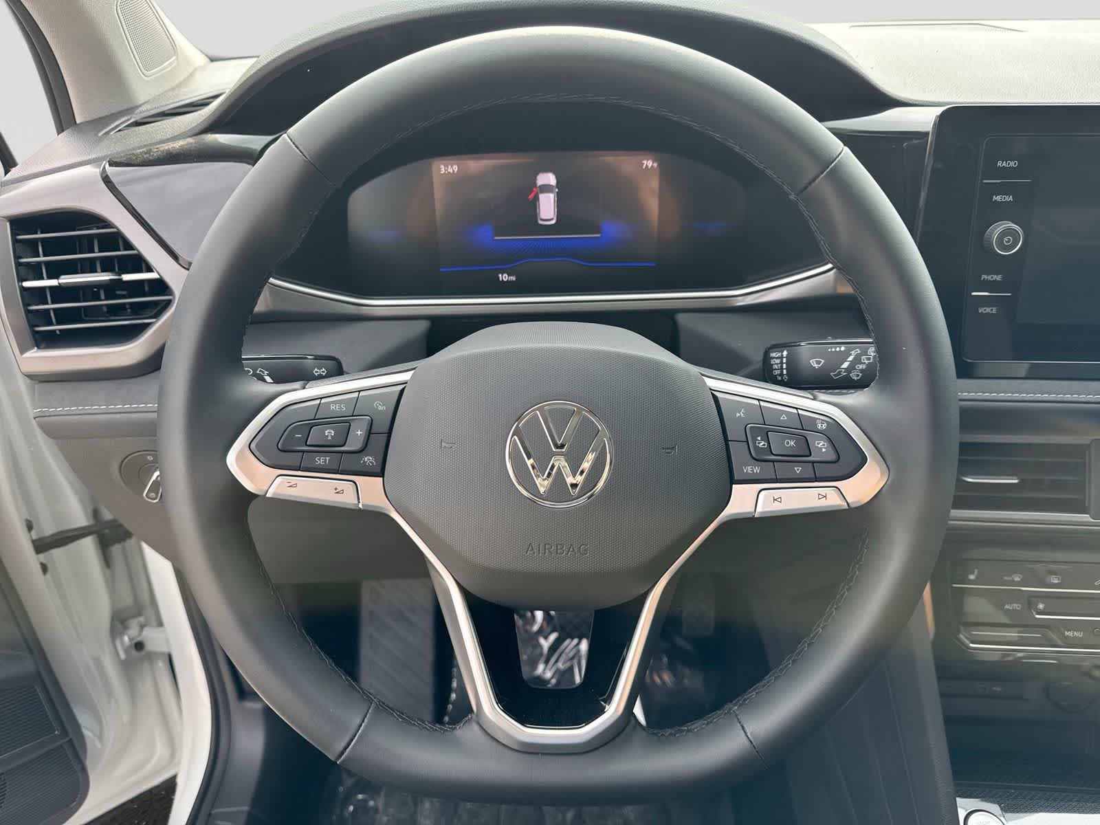 2026 Volkswagen Taos 1.5T SE Black