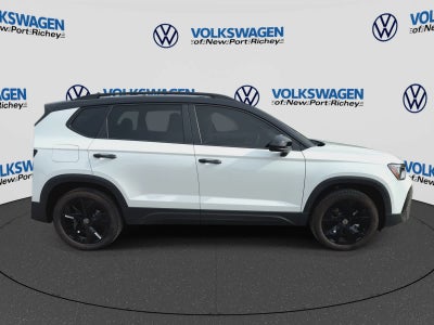 2026 Volkswagen Taos 1.5T SE Black