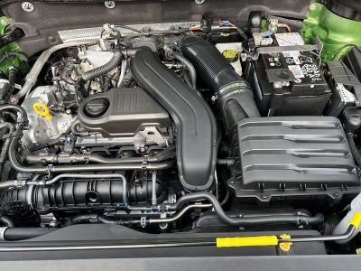 2026 Volkswagen Taos 1.5T SE Black