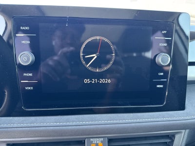 2026 Volkswagen Taos 1.5T SE Black