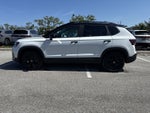 2026 Volkswagen Taos 1.5T SE Black