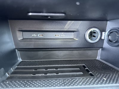 2026 Volkswagen Taos 1.5T SE Black