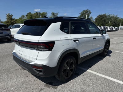 2026 Volkswagen Taos 1.5T SE Black