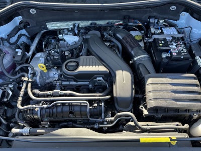 2026 Volkswagen Taos 1.5T SE Black