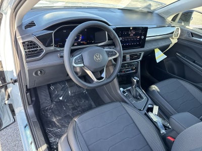 2026 Volkswagen Taos 1.5T SE Black