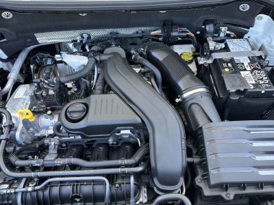 2026 Volkswagen Taos 1.5T SE Black