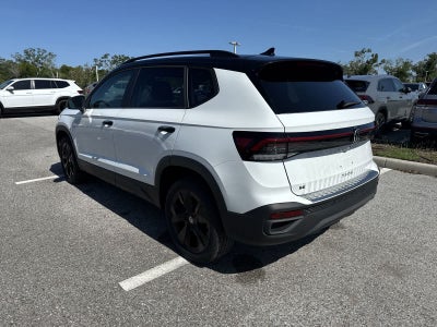 2026 Volkswagen Taos 1.5T SE Black