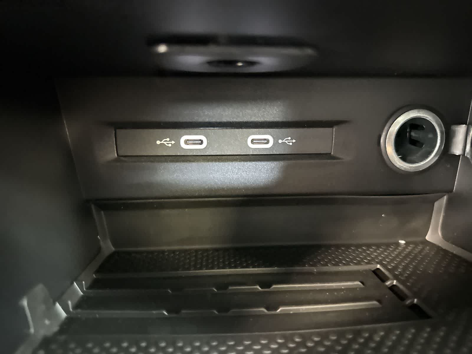 2026 Volkswagen Taos 1.5T SE Black