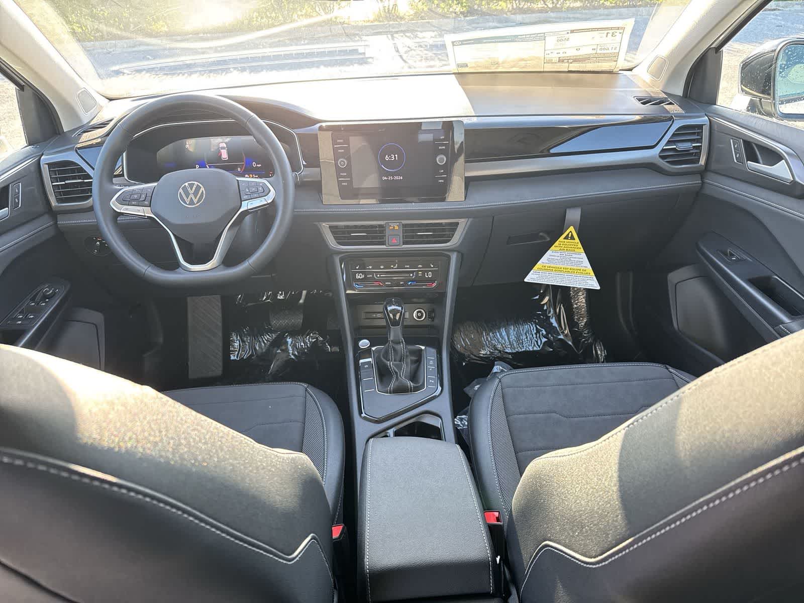 2026 Volkswagen Taos 1.5T SE Black