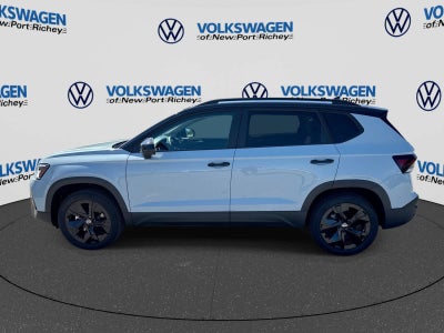 2027 Volkswagen Taos 1.5T SE Black