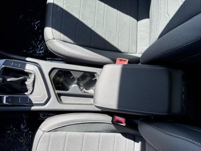 2027 Volkswagen Taos 1.5T SE Black