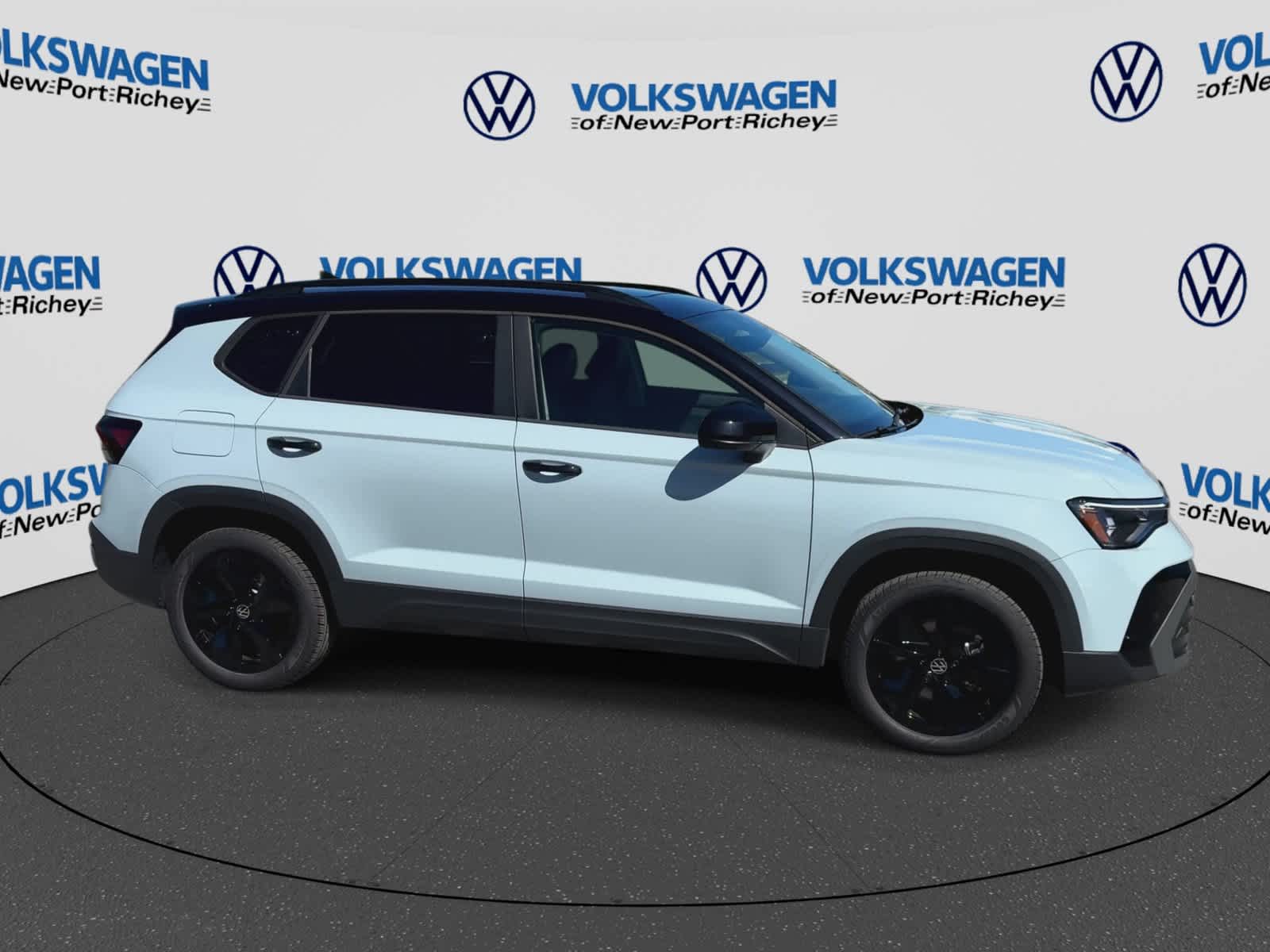 2027 Volkswagen Taos 1.5T SE Black