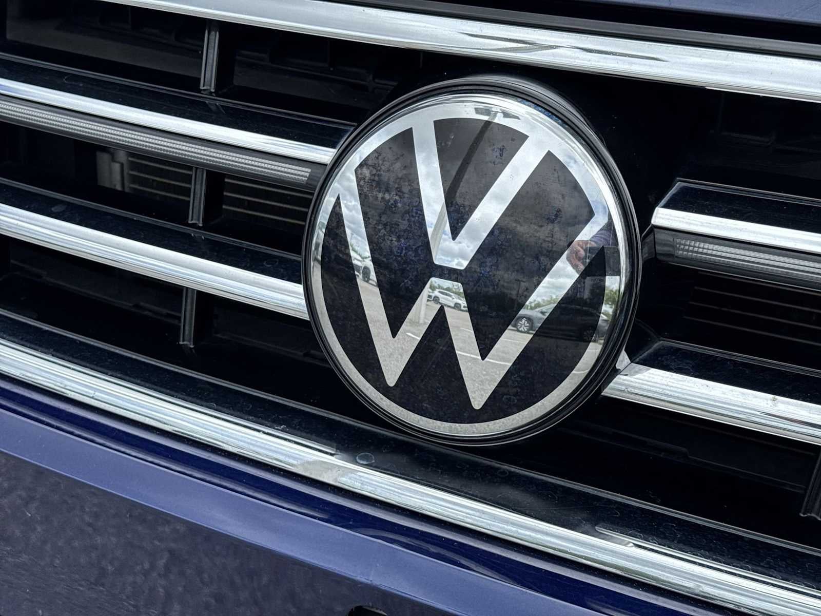 2024 Volkswagen Tiguan SEL R-Line