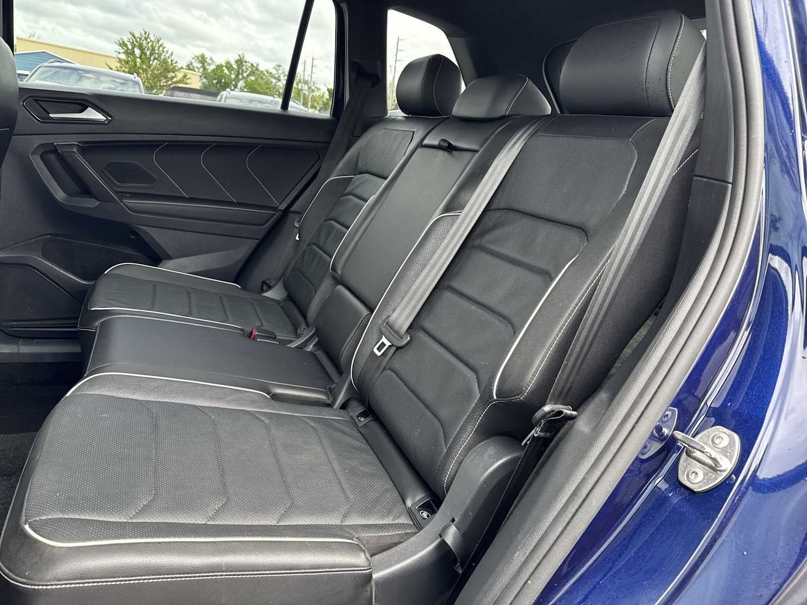 2024 Volkswagen Tiguan SEL R-Line