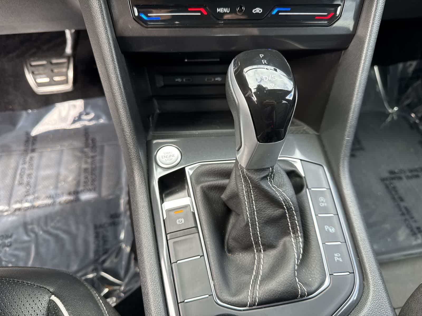 2024 Volkswagen Tiguan SEL R-Line