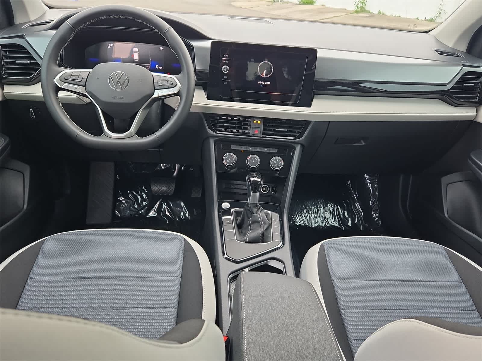 2025 Volkswagen Taos 1.5T S