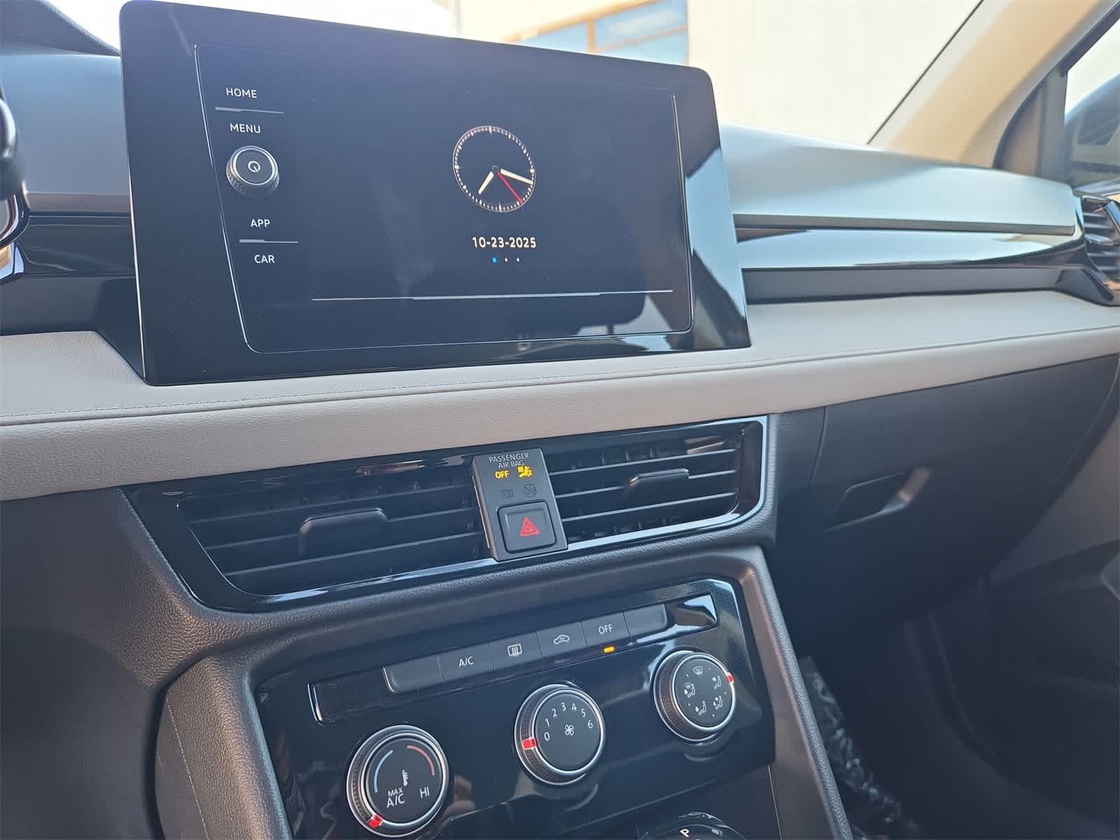 2025 Volkswagen Taos 1.5T S