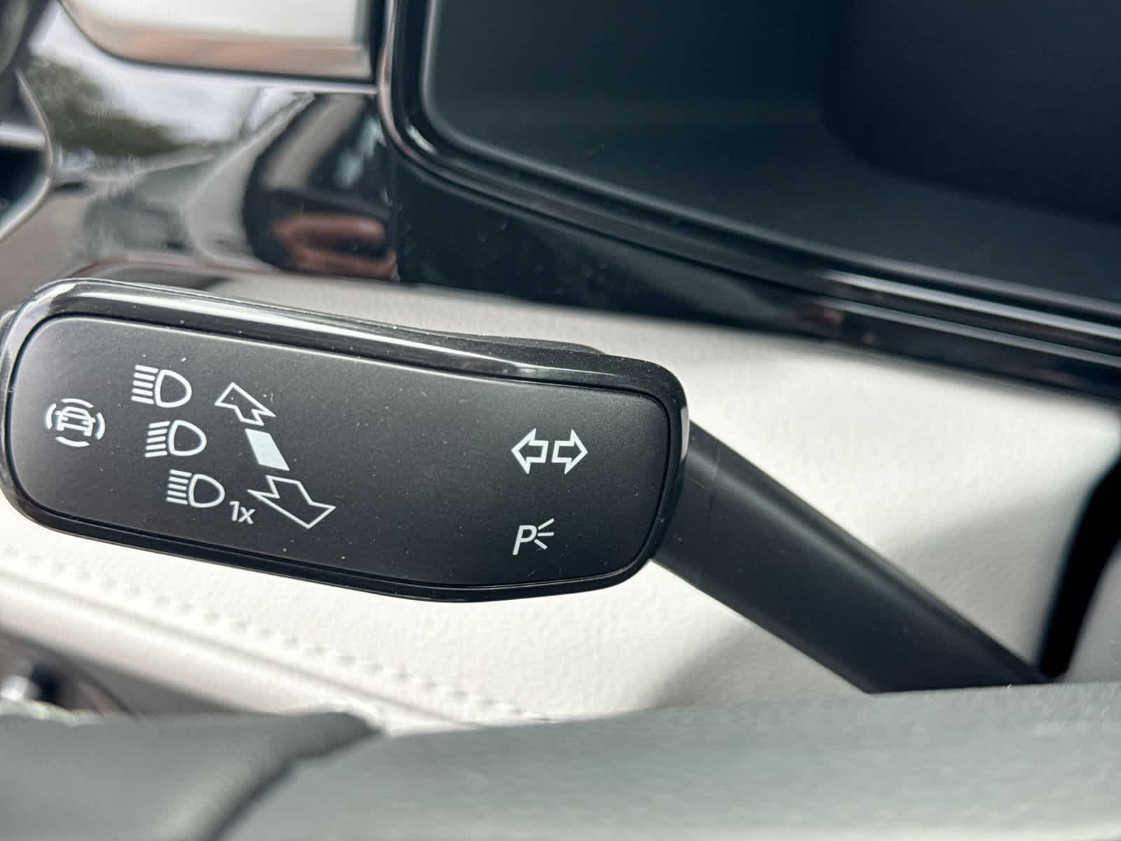 2027 Volkswagen Taos S