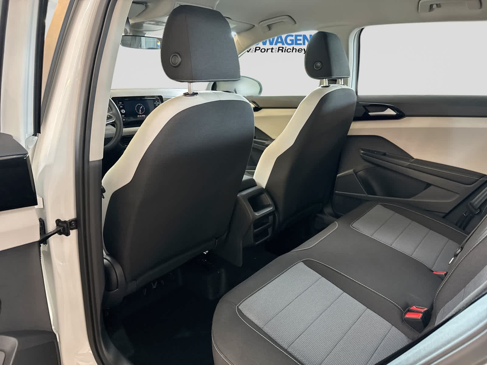 2027 Volkswagen Taos S