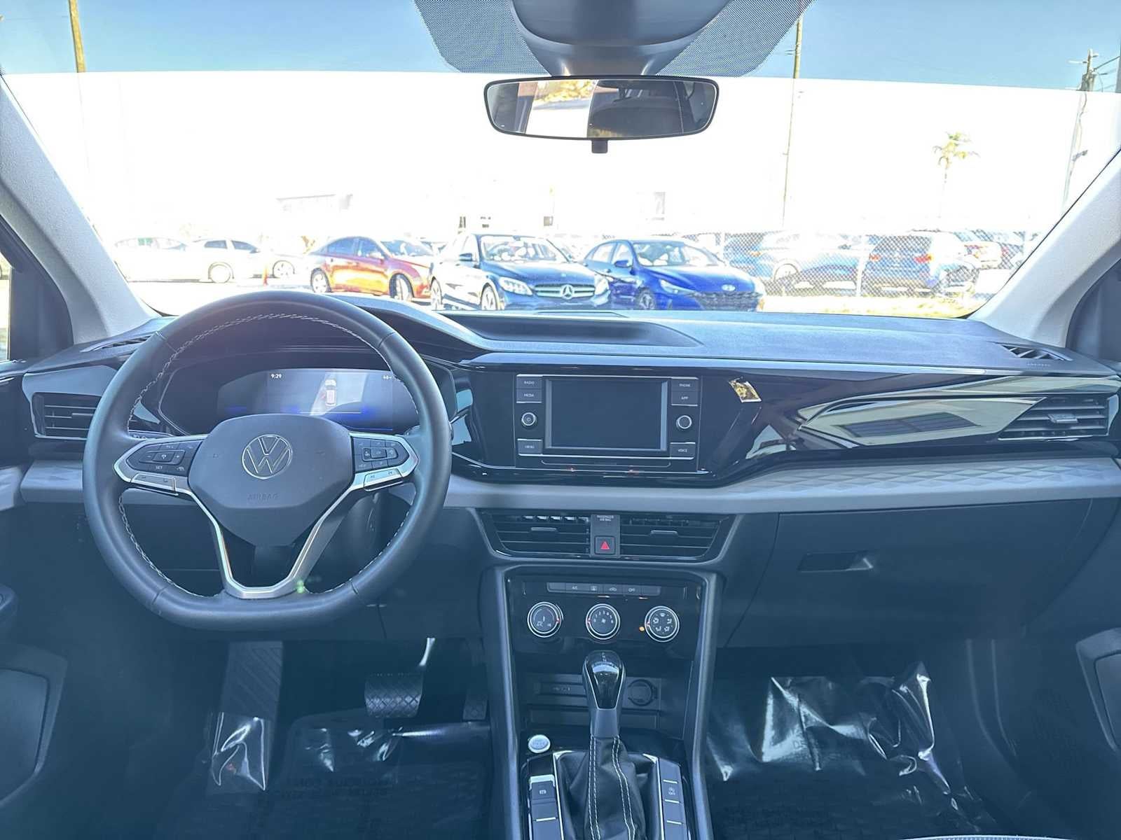 2024 Volkswagen Taos S