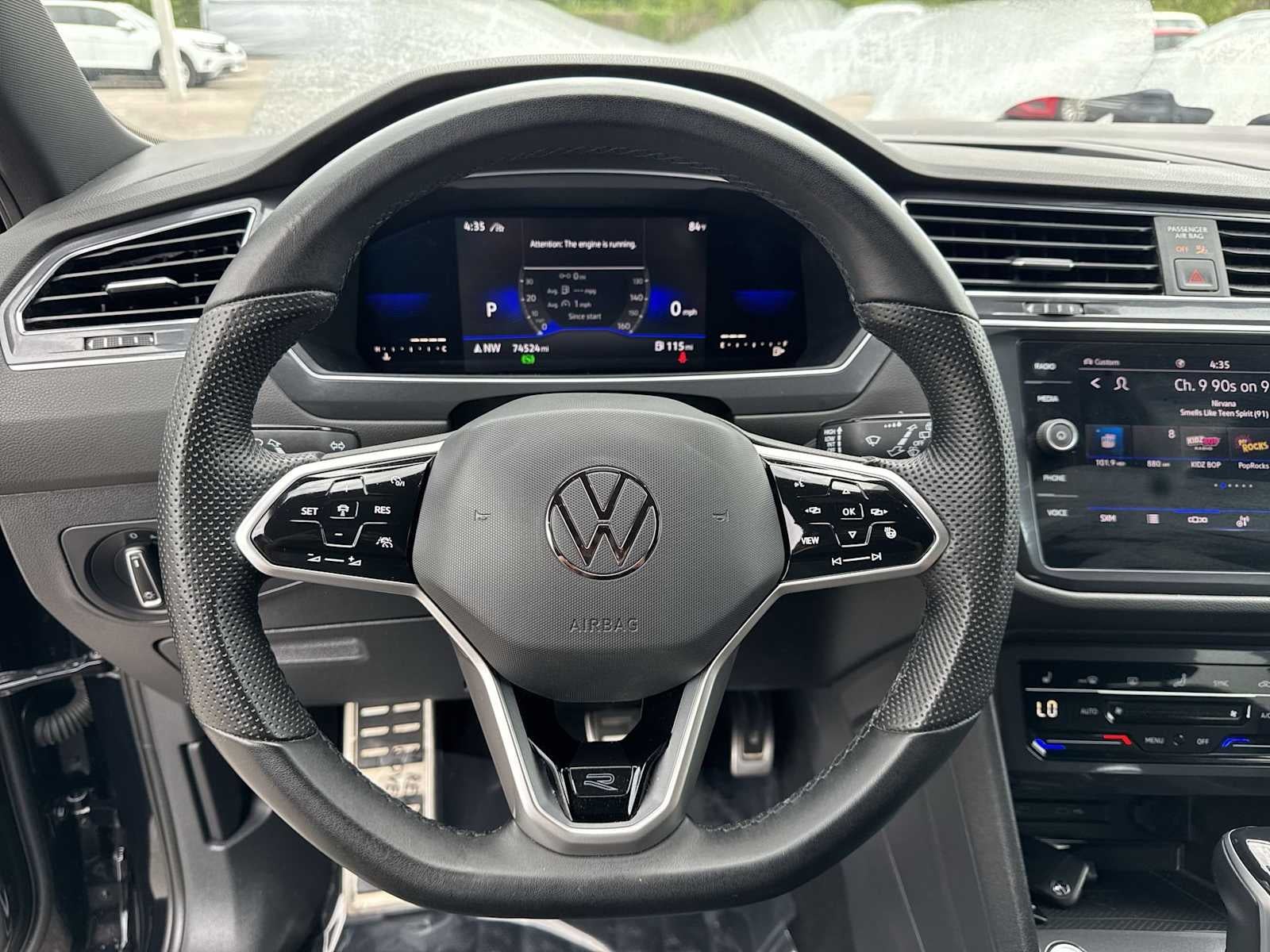 2022 Volkswagen Tiguan SE R-Line Black