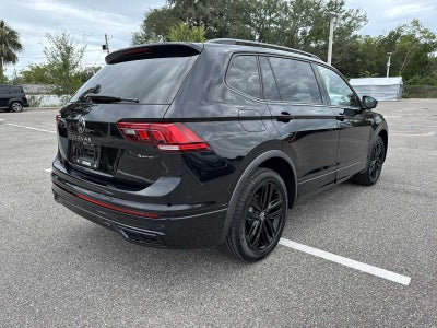 2022 Volkswagen Tiguan SE R-Line Black