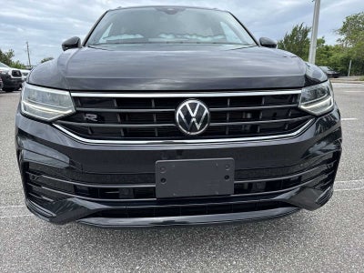 2022 Volkswagen Tiguan SE R-Line Black