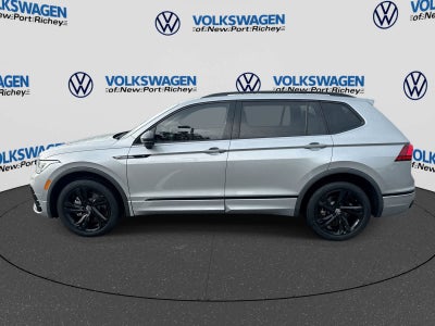2023 Volkswagen Tiguan SE R-Line Black