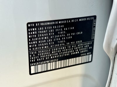 2023 Volkswagen Tiguan SE R-Line Black