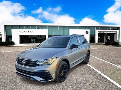 2023 Volkswagen Tiguan SE R-Line Black
