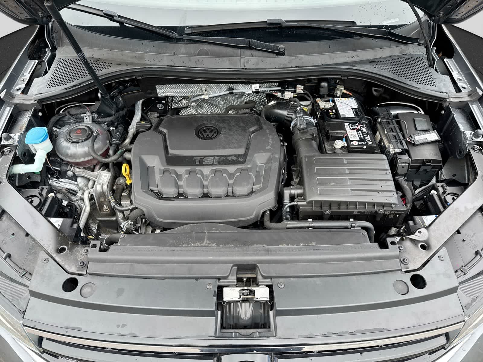 2024 Volkswagen Tiguan SE R-Line Black