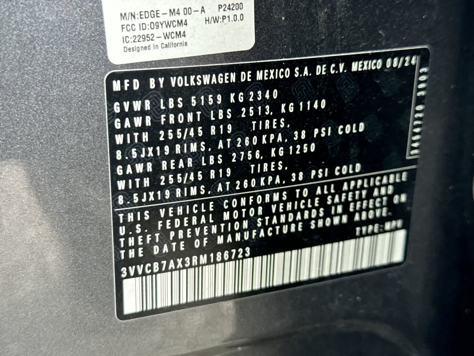 2024 Volkswagen Tiguan SE R-Line Black