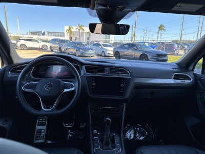 2023 Volkswagen Tiguan SE R-Line Black