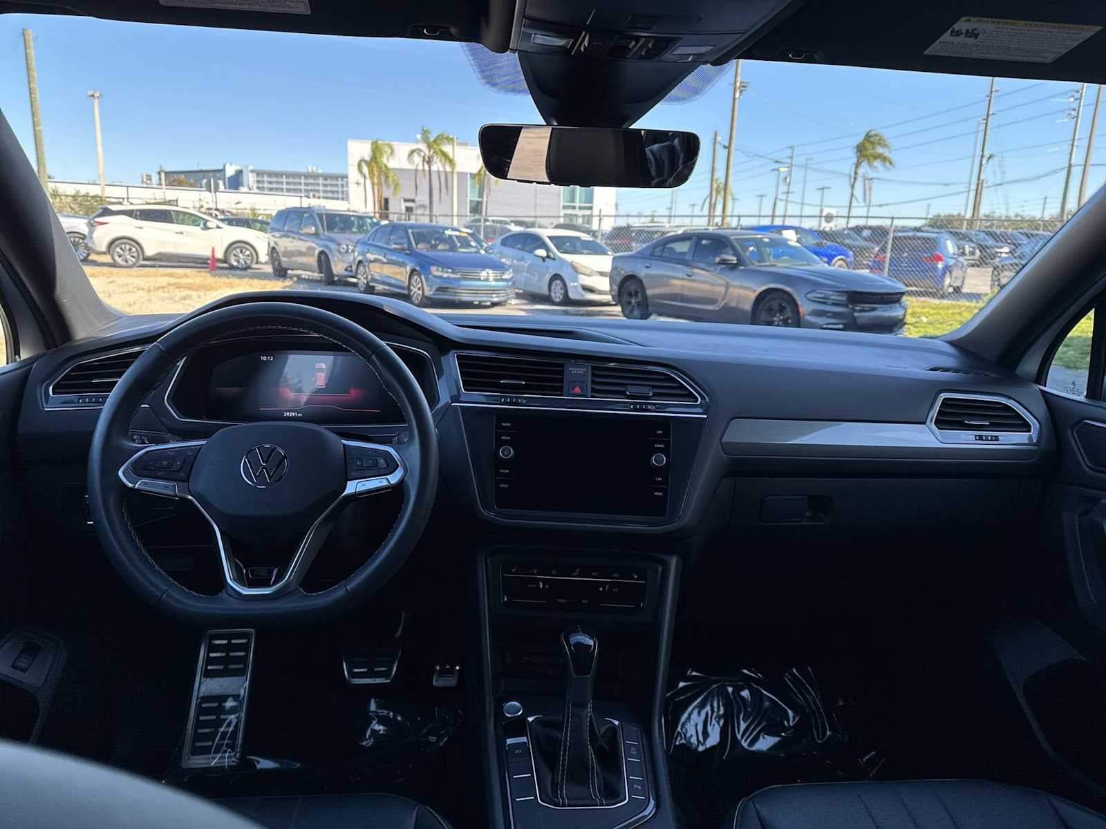 2023 Volkswagen Tiguan SE R-Line Black