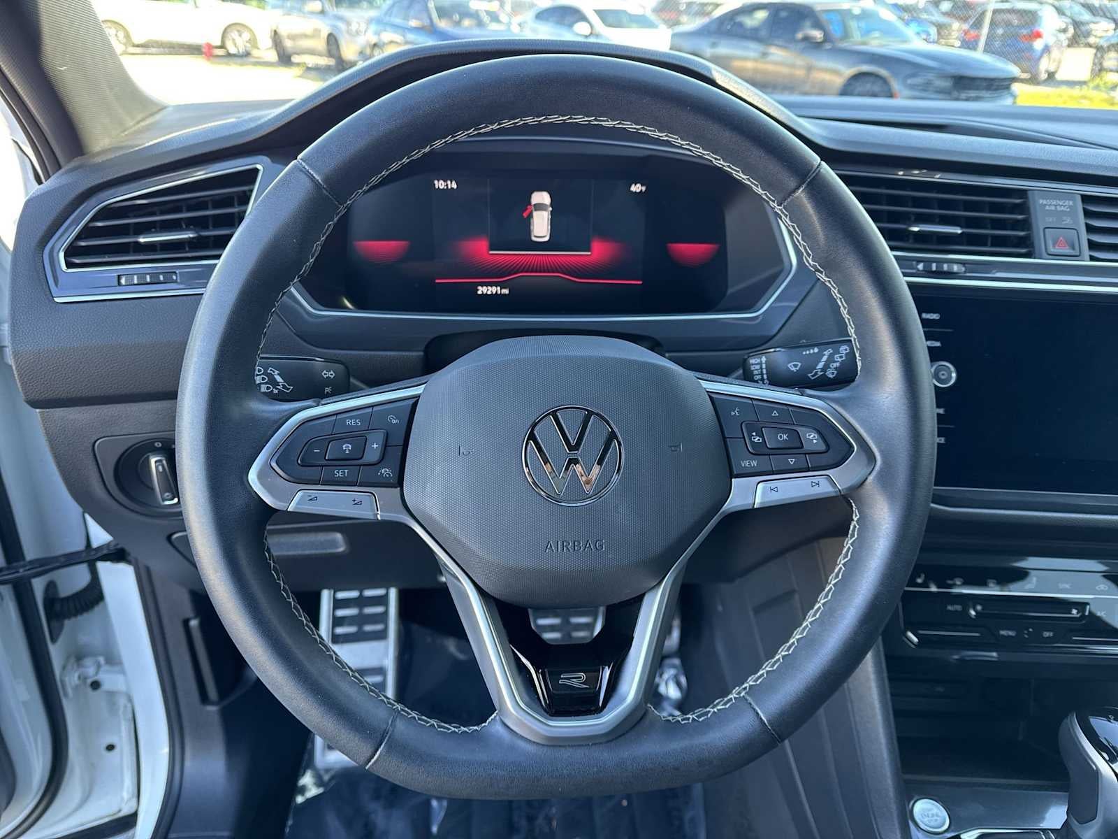 2023 Volkswagen Tiguan SE R-Line Black