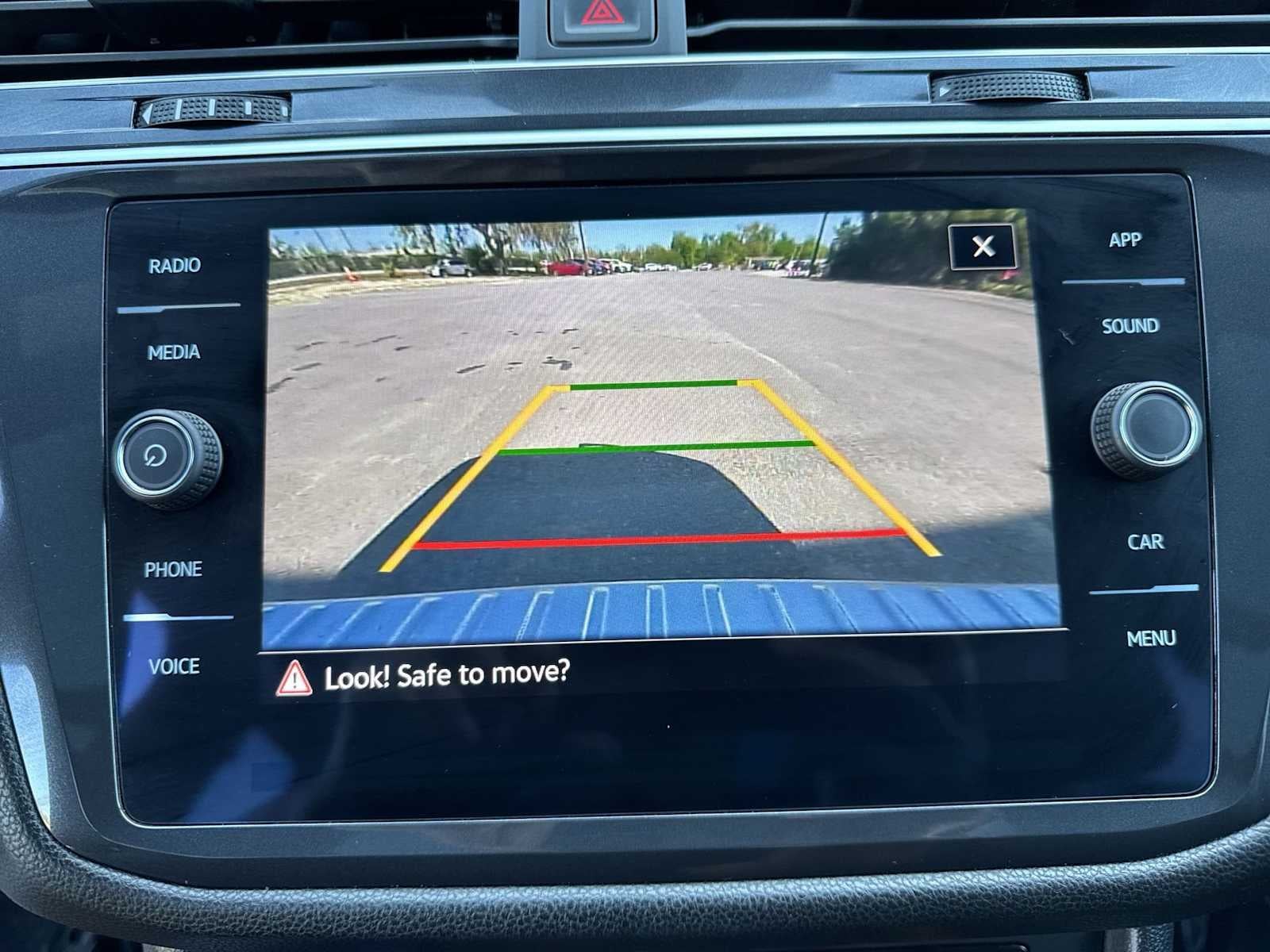 2023 Volkswagen Tiguan SE R-Line Black