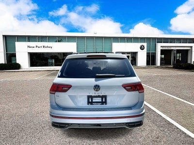 2023 Volkswagen Tiguan SE R-Line Black