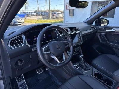 2023 Volkswagen Tiguan SE R-Line Black