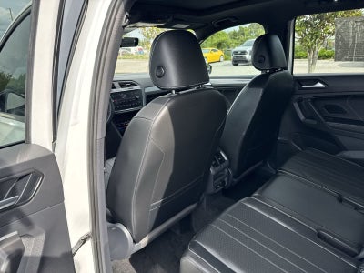 2023 Volkswagen Tiguan SE R-Line Black