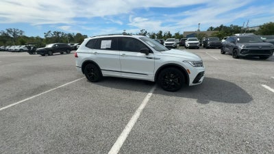 2023 Volkswagen Tiguan SE R-Line Black