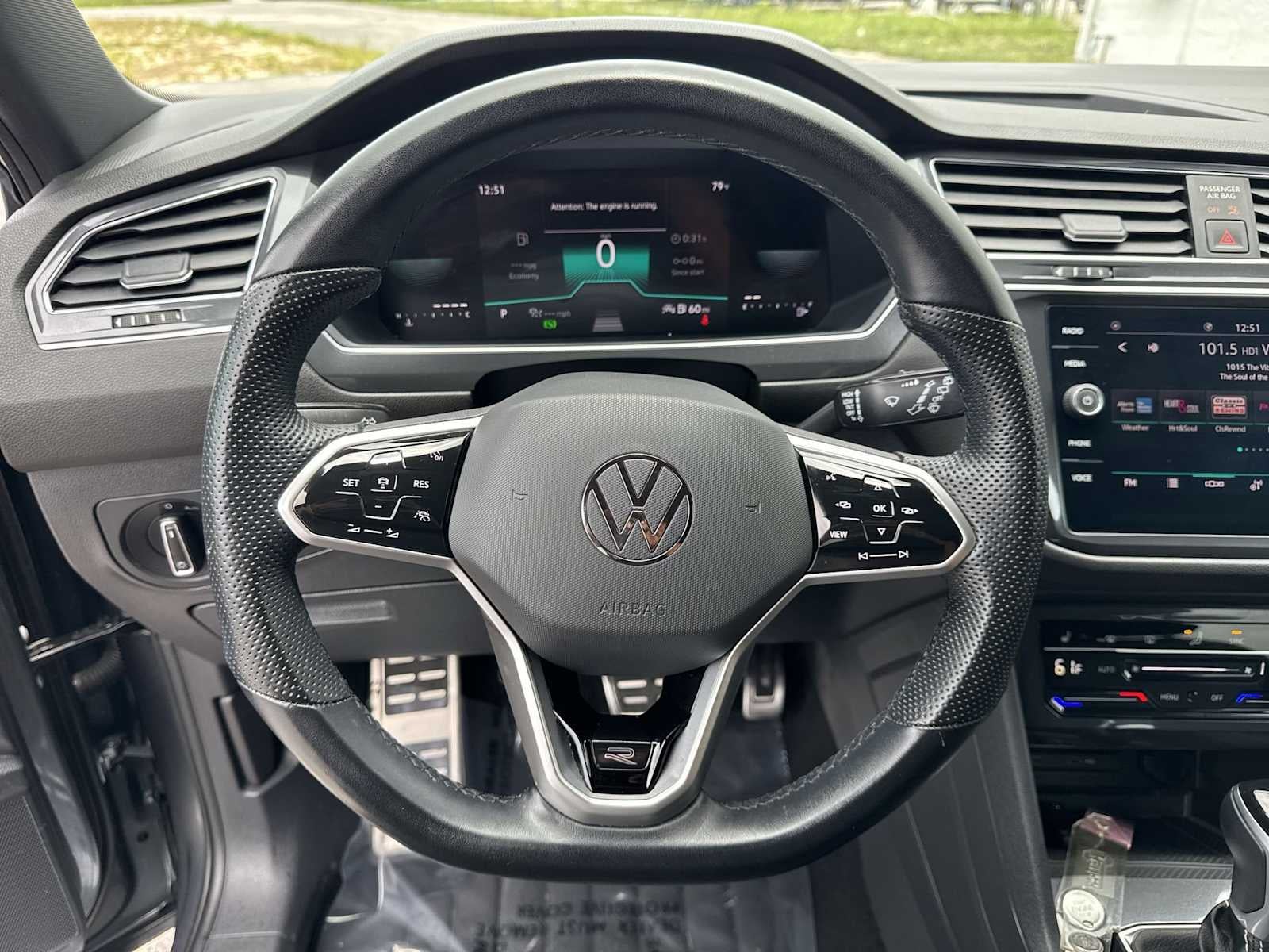 2024 Volkswagen Tiguan SE R-Line Black
