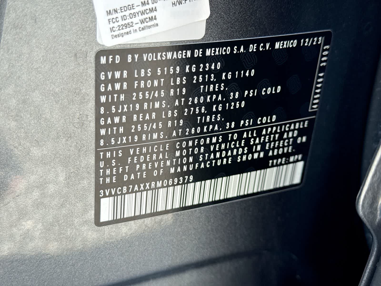 2024 Volkswagen Tiguan SE R-Line Black