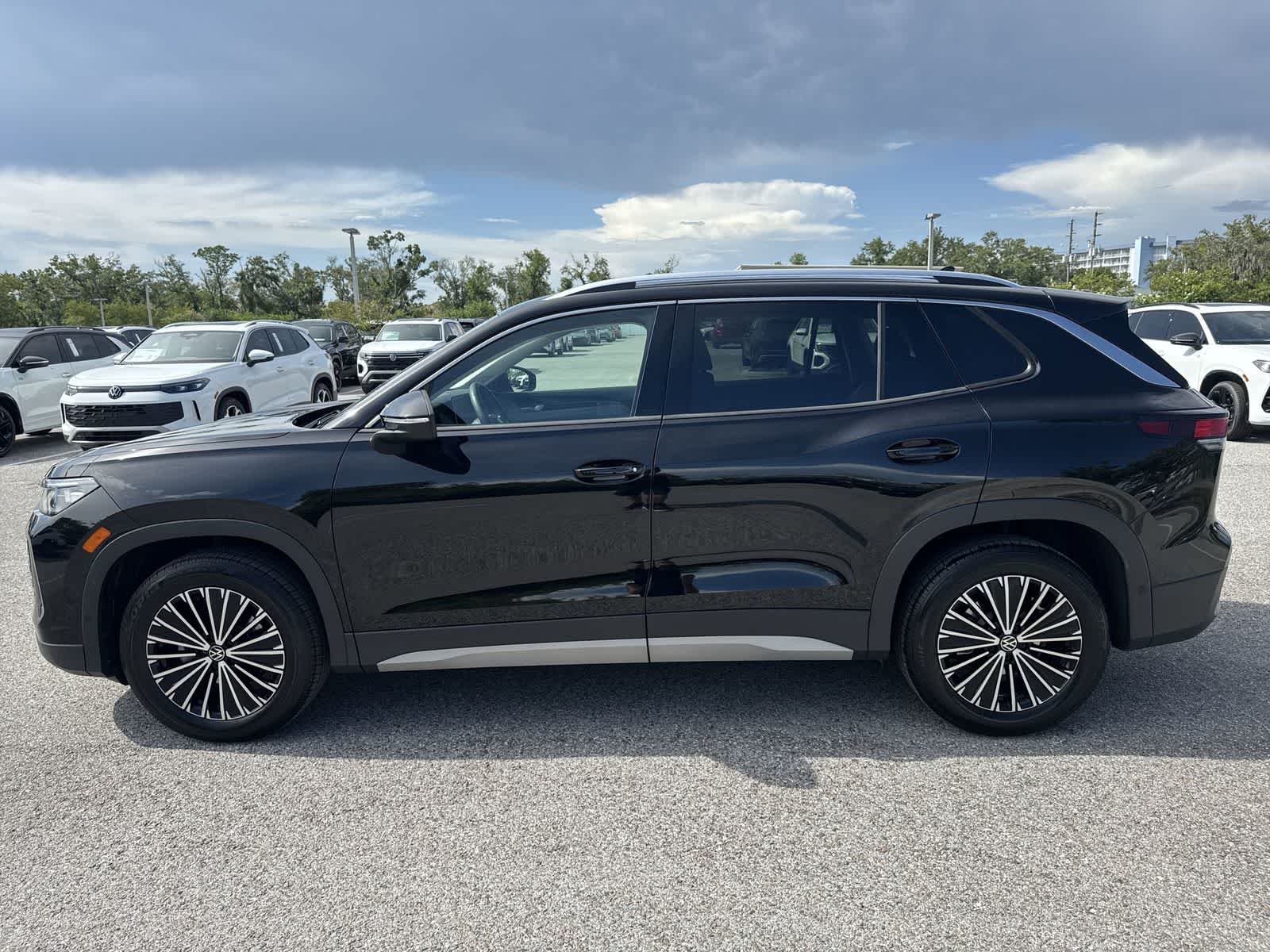 2025 Volkswagen Tiguan S