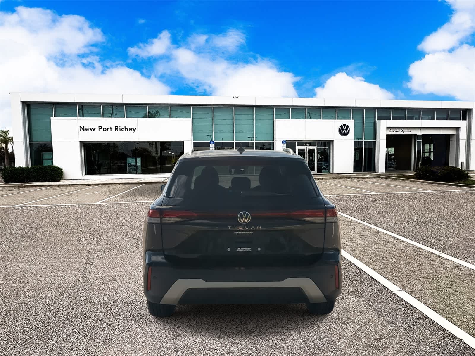 2025 Volkswagen Tiguan 2.0T S