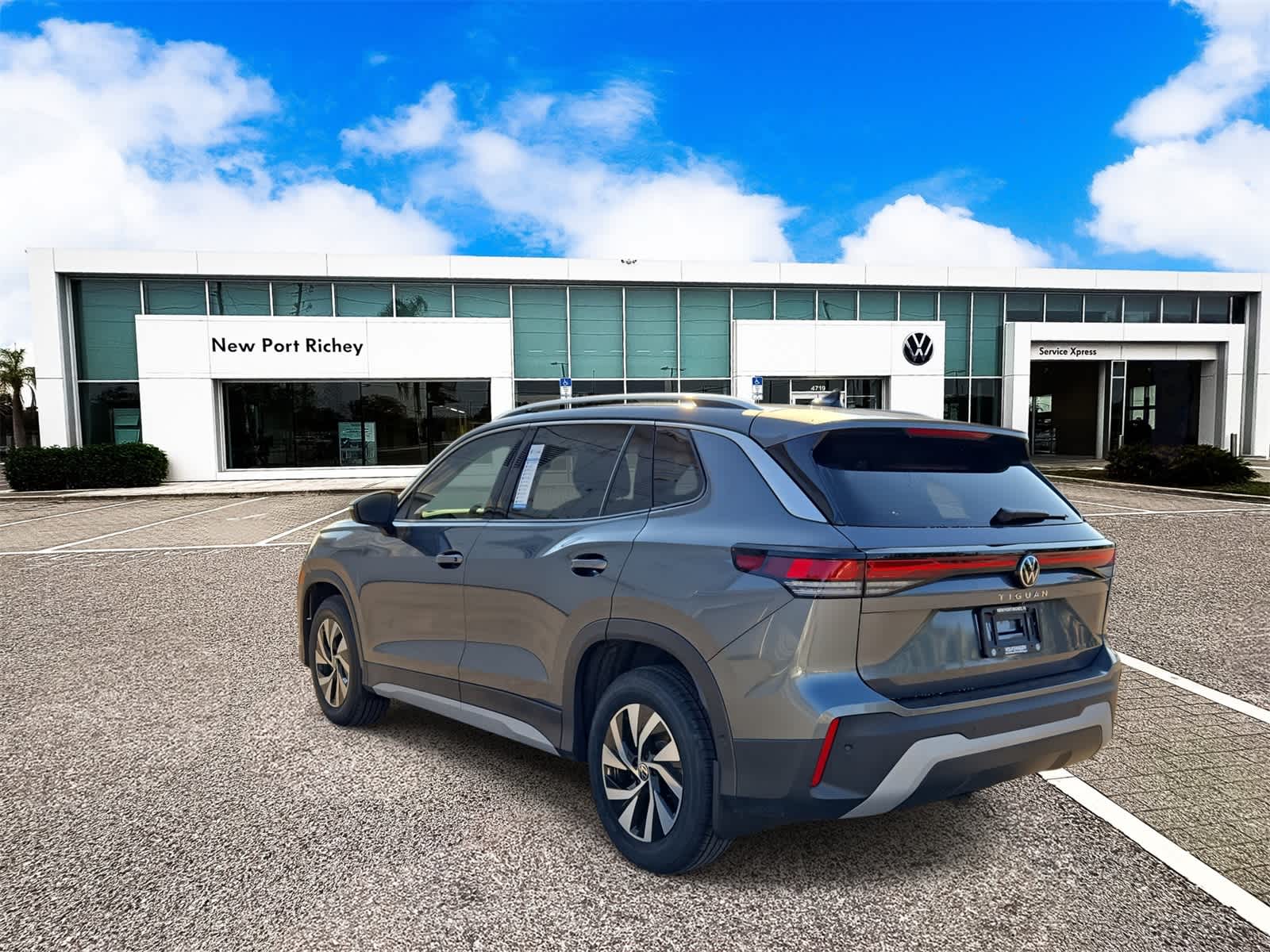 2025 Volkswagen Tiguan 2.0T S