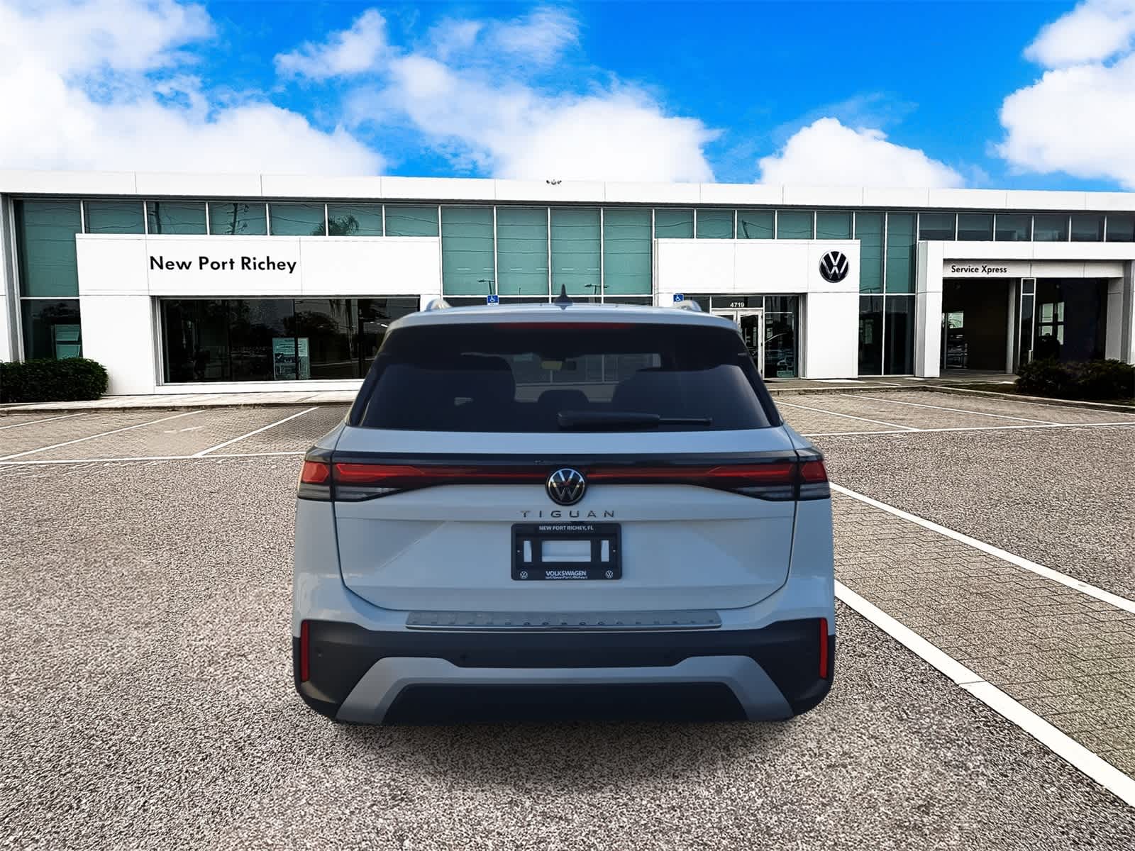 2025 Volkswagen Tiguan 2.0T S