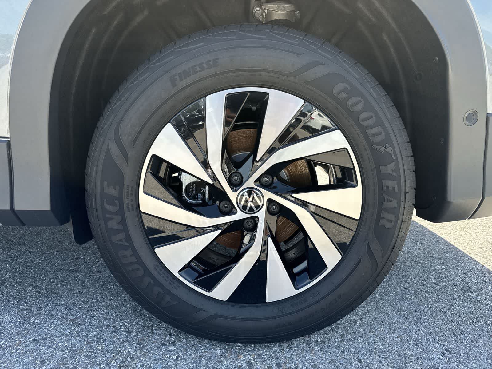2026 Volkswagen Tiguan 2.0T S